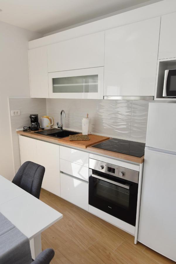 Karlo Apartment