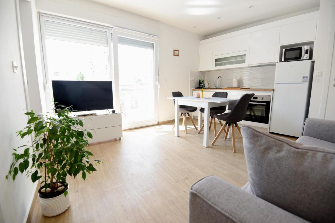 Karlo Apartment *