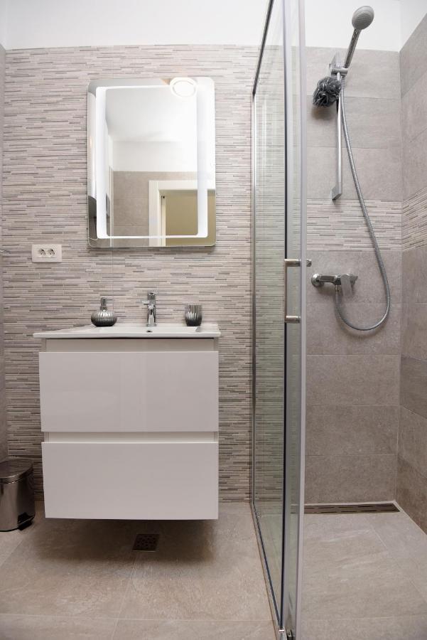 Karlo Apartman